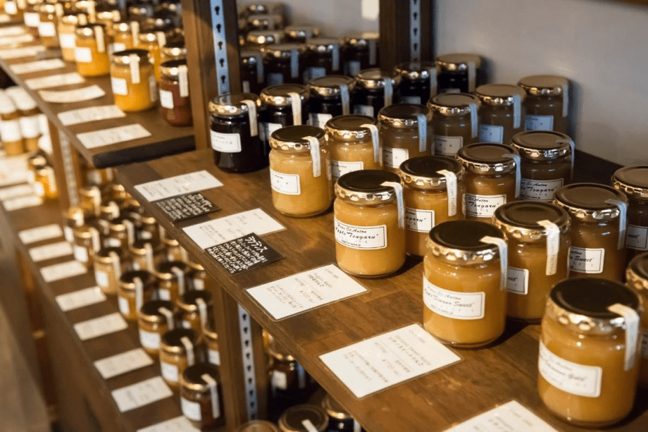 ご朝食でもお出ししているジャムは自家製無添加のオリジナル商品！ぜひお気に入りの一品を見つけて下さい♪