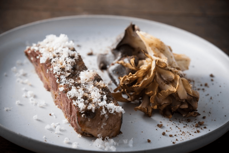 【シェフディナー一例】一皿ごとにワクワクする感動をお届けします。