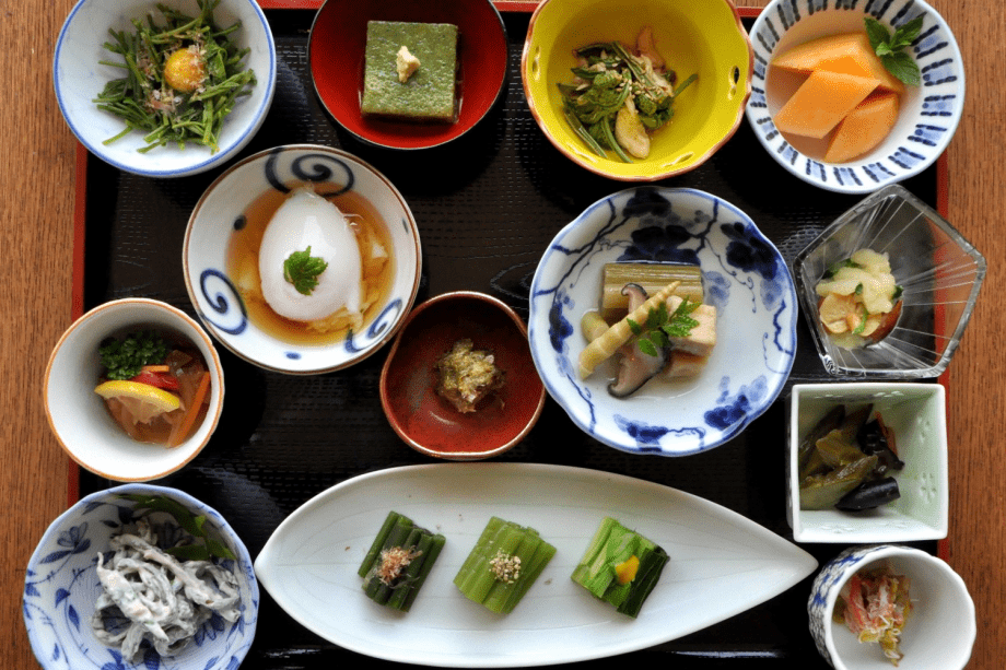 野山の恵み【野沢温泉の季節膳】一例