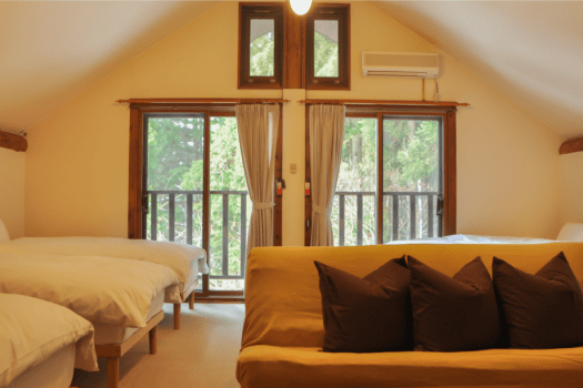 Log Family Room with private bathroom