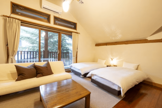 Log Triple Room Log Triple Room