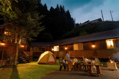 【プレミアムBBQ】ログハウスの前でちょっと贅沢なバーベキュー