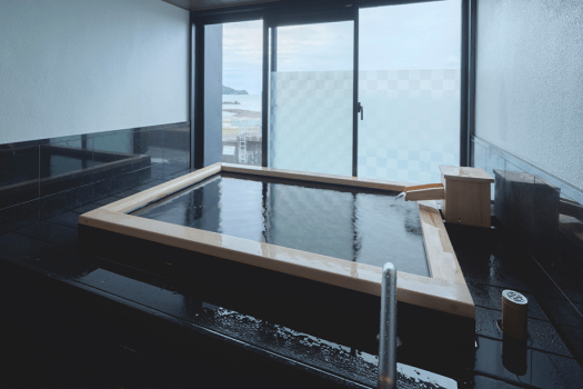 【タイムセール】日にちが合えばお得！土肥桜が彩る早春の旅。オーシャンフロントの特別室で旬の海鮮に舌鼓