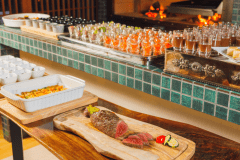 【蔵王牛薪グリル+ハーフビュッフェ】メーンの蔵王牛は100g、その他約10種のハーフビュッフェを堪能下さい