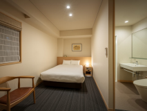 [コンフォート] 洋室シングル ～シモンズ・ダブル～