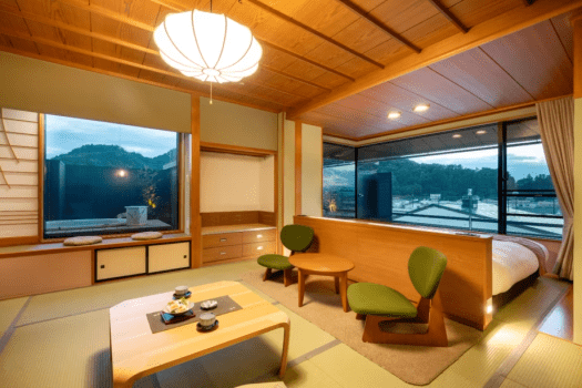 ＜本館＞ 頂樓露台＋附桑拿與露天浴池的和洋室