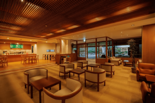 【記念日・お祝いプラン】誕生日・長寿祝い・入学卒業にも／ケーキ＆ワイン付（個室食・最大21時間）