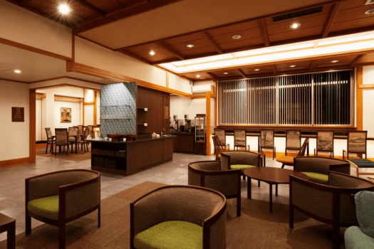 Complimentary Club Lounge Access