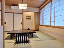 Main Building Standard Japanese Style Room with Beds [8 Tatami mats + Twin Beds]