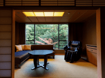 金泉露天風呂付和室　リビング