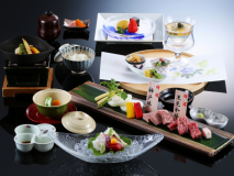 神戸牛と黒毛和牛と淡路玉葱の陶板焼き 神戸牛と黒毛和牛と淡路玉葱の陶板焼き