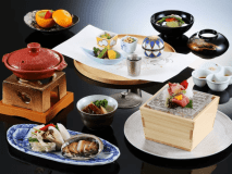 【夕朝お部屋食確約】　～少量美味～　女性やご年配に人気。量をひかえて素材にこだわるプラン。