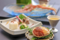 【冬・夕食】前菜［一例］　雌のセコガニをはじめ旬の香りを集めました