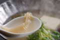 【朝食】鍋物［一例］美の贅をひとさじ、コラーゲンたっぷりの鱶鰭入り