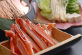 【秋・夕食】ふうか名物「雲丹鍋」［一例］香住産 紅蟹をとろりと煮詰めた雲丹出汁にくぐらせる食の口福