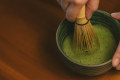 【フロント】チェックイン時には寄付にてお茶と生菓子をご用意しております
