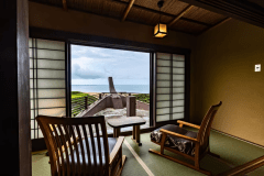 【客室】船首和室－デッキ付　－オーシャンフロント・フォアキャビン－［一例］　船旅を思わせるデッキ付き（海側）