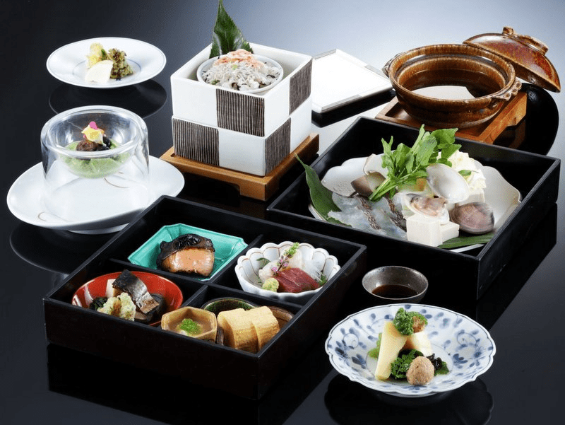 4～5月 旬菜時記 和食コース ご昼食一例