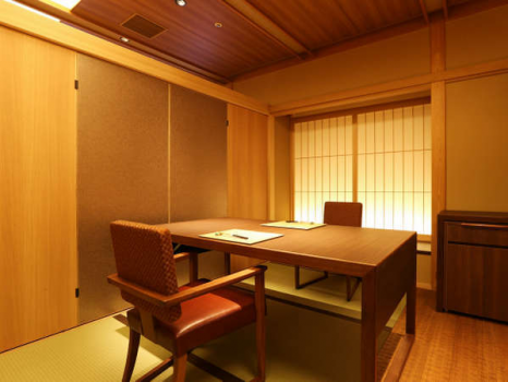 ご夕食場所　四季亭　※椅子テーブル式又は掘りごたつ　