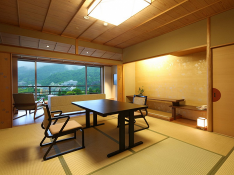 中央館｜５～８Ｆ｜和室10畳+リビング（禁煙/50㎡）一例