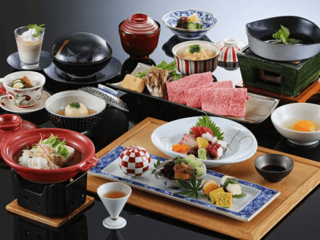 6～8月　黒毛和牛御膳　ご夕食一例