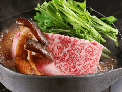 松茸と黒毛和牛のすき焼き