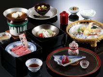 旬菜時記　プレミアムコース ご昼食一例