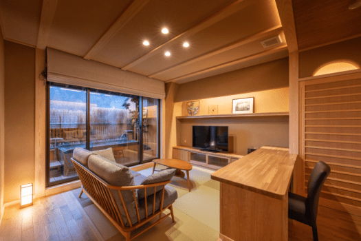 [Main building] Japanese-style room with open-air bath "Yusuge-no-ma"