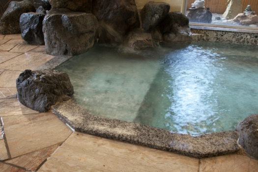 【朝食付温泉プラン/チェックイン21時まで】仕事帰りは美肌の湯へ！源泉掛け流し温泉と朝食で元気に出発