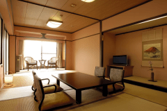 高層階12畳の広々とした和室　新館和室街側　眺望の抜群