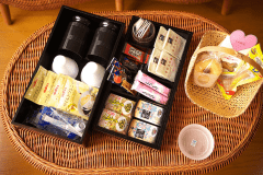 ◆愛犬と宿泊♪わん泊亭ウエルカムサービスでは、お菓子やコーヒー、わんちゃん用おやつをご用意！