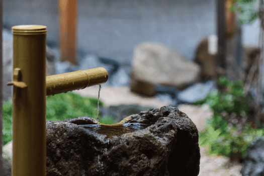 【5月30日(土)】 瀬戸内に初夏の到来を告げる風物詩"福山鞆の浦弁天島花火大会"＜1泊2食＞