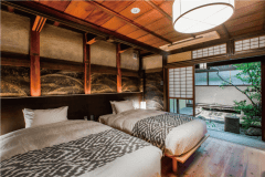 ROYA-1st floor ■Premium■ <Hinoki half-open-air bath + small garden>