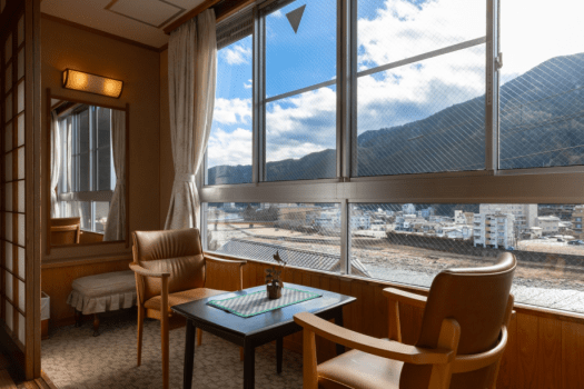 和式房间(10张榻榻米)　有浴缸和厕所