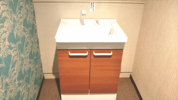 ログベッドドミトリールーム（定員９名・男女混合）