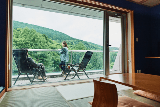 【Japanese-Western Style Room with Balcony】 Corner Room / Western-style Room + 6-tatami Japanese Room / Bath Included