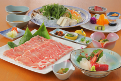 【米の娘豚しゃぶしゃぶ膳】もっちりとした食感の山形ブランド豚