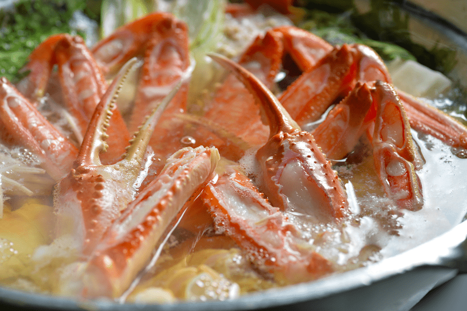 【1泊2食】＜美味少量＞生ズワイガニづくし～カニのみを楽しみたい！冬の味覚の王様・ズワイガニのみをじっくり味わう美味少量メニュー～