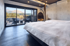 ジュニアスイート（マウンテンビュー）離れ・源泉かけ流し内湯・露天風呂付