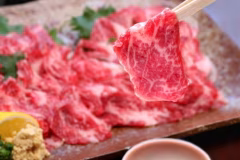馬刺し