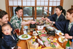 ゆっくり会席料理をご賞味下さい。お子様連れのお客様にも個室はお喜び頂いてます。