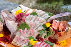 お祝いの席などにぴったりです。プリプリの食感がとっても美味しいですよ♪