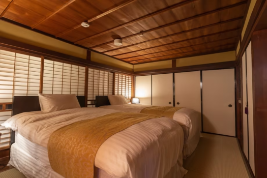 [主屋] 這款床墊是西蒙斯旗下，許多高級酒店採用的Beautyrest Luxus系列。