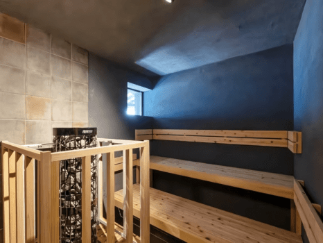 【一棟貸切型プライベートサウナ】地元ひのき香る贅沢な空間で心と体を深くととのえる体験を