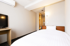 【コンパクト／シングル】ベッド幅110cm。仕事やスマホも快適に♪Wi-Fi完備！