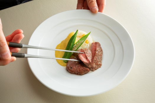【レストラン ソラリス◆ご夕食】食材が“最も美味しく輝く瞬間”を逃さず、一皿ひとさらに閉じ込めます。