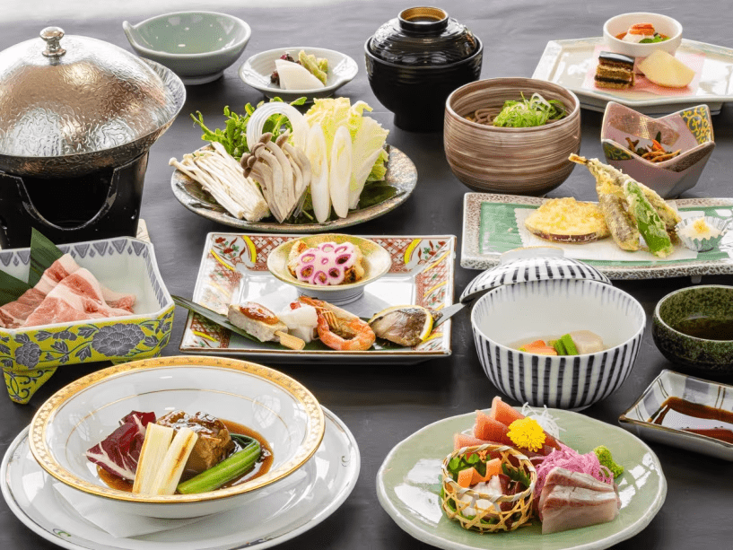 2025年11月12月《お献立一例》料理長自慢の逸品をご用意しております♪