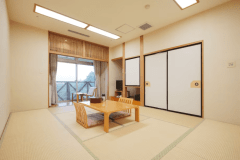 ＼お部屋から『猪苗代湖』が見える♪／禁煙【寛ぎ和室10畳】