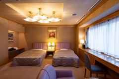 特別室【月山】源泉客室風呂を愉しむ和洋一体の空間