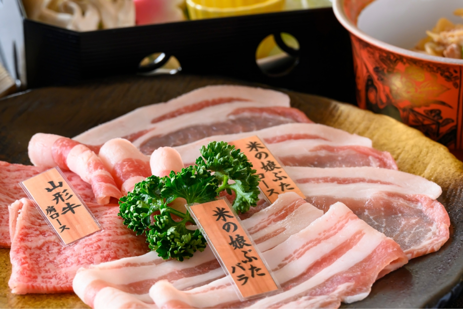 山形牛と”こめの娘豚”の食べ比べコース